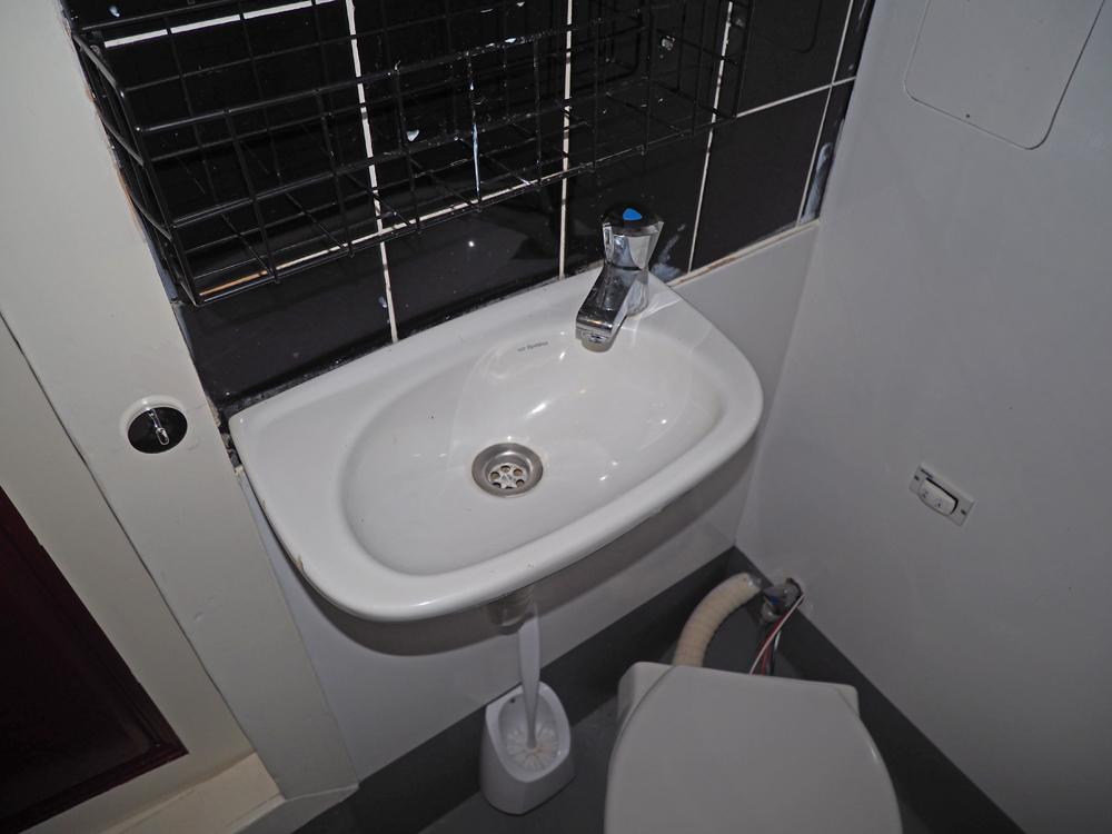 Aft cabin, Accommodation